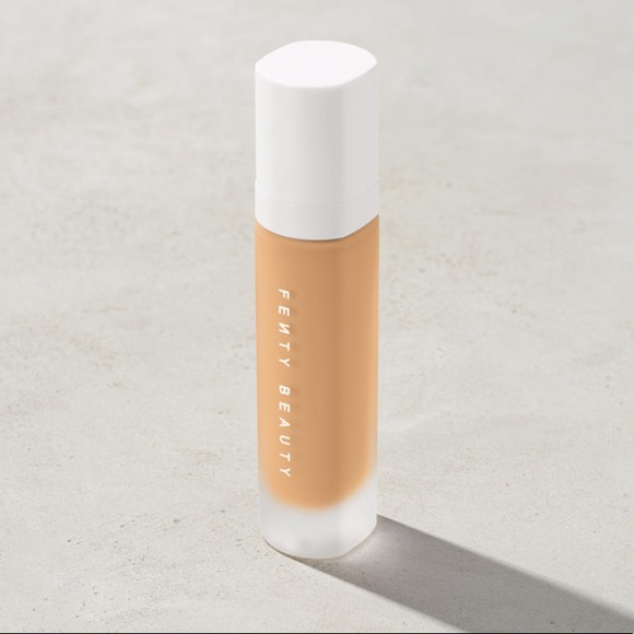 FENTY BEAUTY PRO FILT'R SOFT MATTE LONGWEAR FOUNDATION - Picture 1 of 3